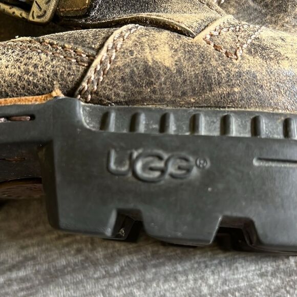 UGG Australia Rockville Brown Distressed Leather Biker Moto Boots Sz Mens 9.5 - Picture 9 of 9